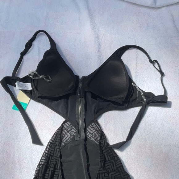 Gottex Turkiz Bathing Suit, Size 12 - Picture 9 of 13